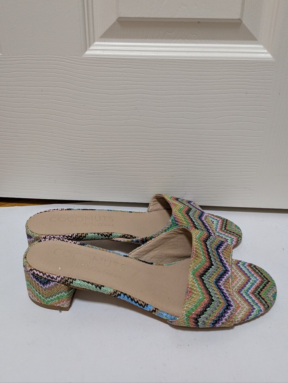 Coconuts by Matisse On Clouds sandal Rainbow Multicolor Raffia Size 10